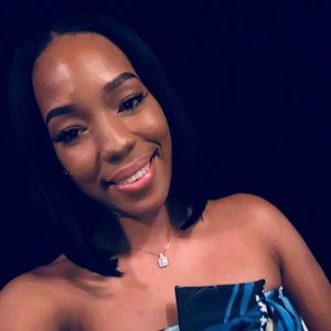 Meet your Posher, Malinda